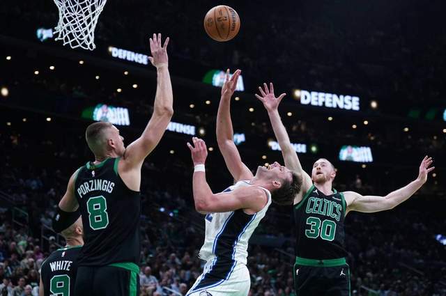 NBA 季后赛快船险胜掘金 3-3 平将进抢七，盘点过去 10 年抢 7 情况