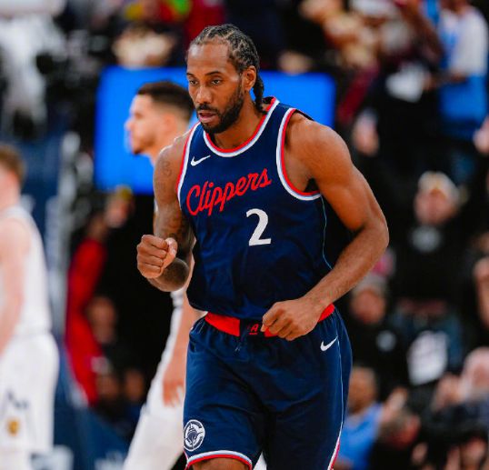 5月2日NBA季后赛最佳阵容揭晓，莱昂纳德等球星精彩表现