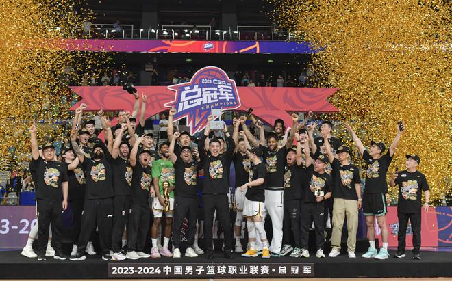 5月1日辽宁本钢篮球队0比3不敌浙江方兴渡队止步CBA四强，回顾往昔光辉岁月