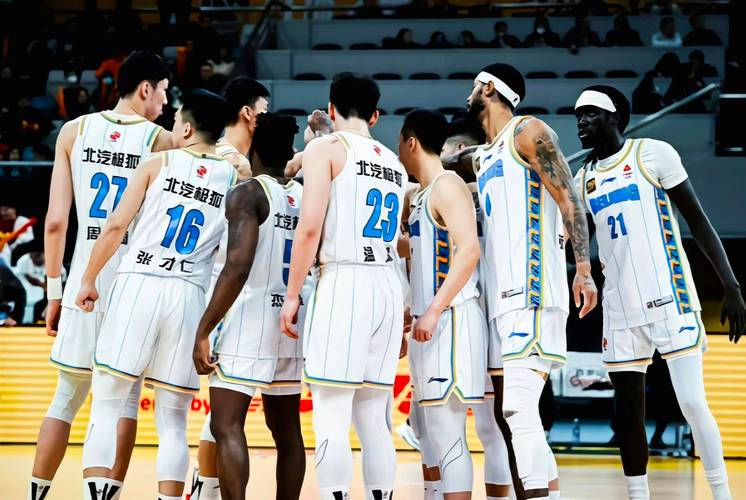 5月2日CBA季后赛半决赛：北京3-0横扫山西，周琦杰曼表现出色