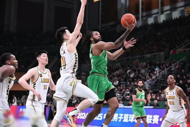 CBA 季后赛半决赛 G3：辽宁队 0-3 被淘汰，冲四连冠梦碎
