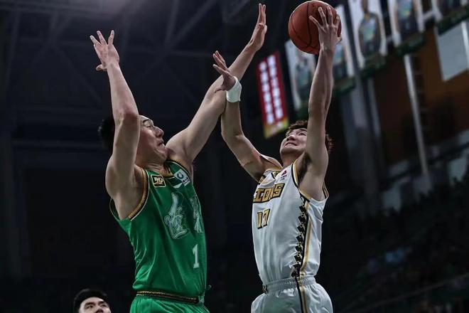 CBA 季后赛半决赛 G3：辽宁队 0-3 被淘汰，冲四连冠梦碎