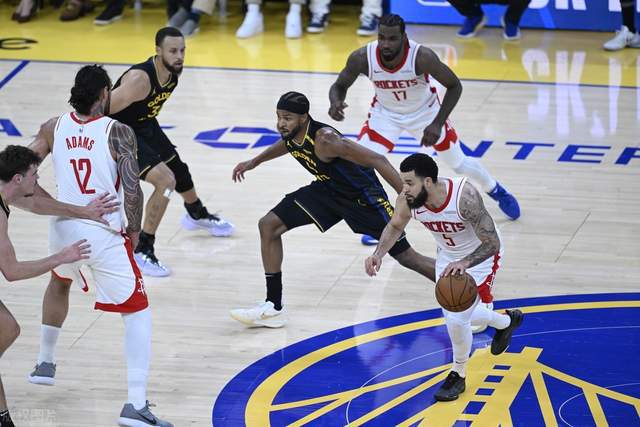 北京时间5月3日NBA季后赛G6：火箭客场击败勇士，将大比分扳平