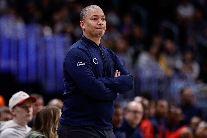 NBA 季后赛首轮 G7 快船惨败掘金，泰伦卢遭批防守成溃败主因