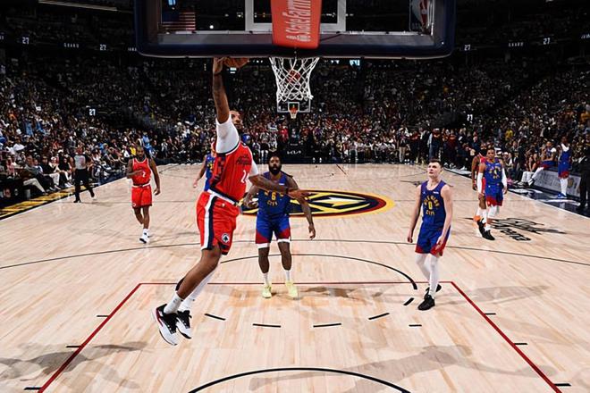 NBA 季后赛：掘金胜快船晋级，鲍威尔低迷快船再折戟首轮