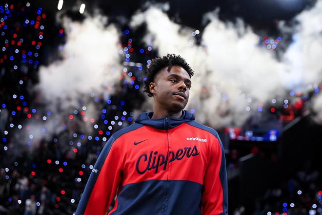 NBA 季后赛：掘金胜快船晋级，快船布朗虽败仍展亮点