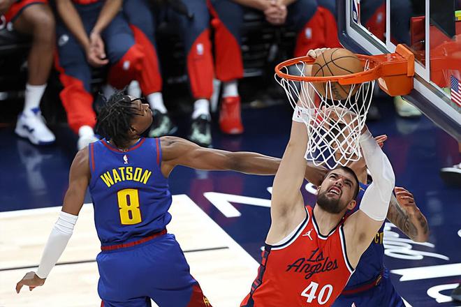 NBA 季后赛：掘金主场胜快船晋级，祖巴茨表现中规中矩