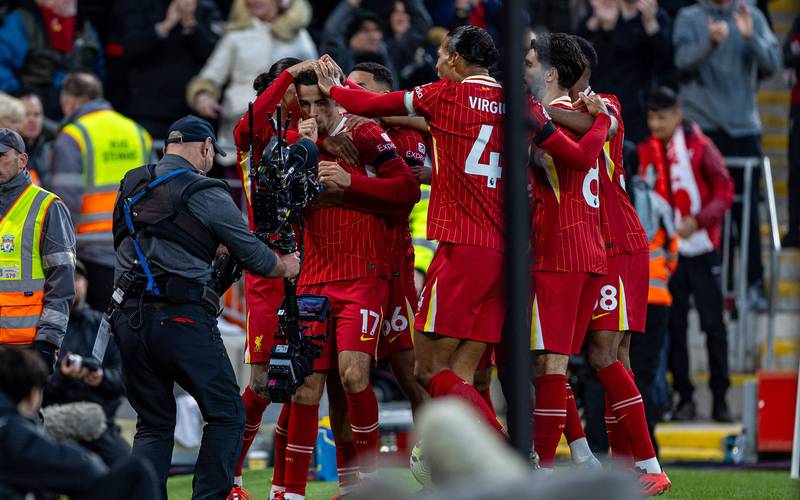 英超第35轮焦点战：切尔西3-1击败利物浦终结不胜魔咒