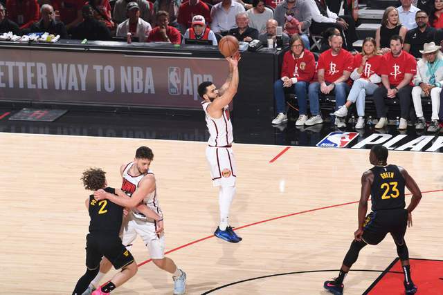 北京时间5月5日NBA首轮抢七大战：火箭主场对阵勇士赛况