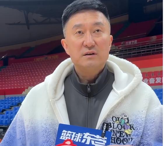 年年无缘CBA总决赛，杜锋输球理由多，广东队球迷听腻了