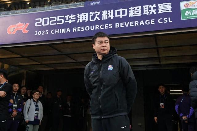 津门虎三连客连输两场，于根伟轮换战术受质疑，今战河南队成关键