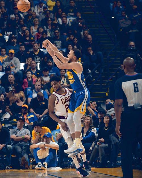 北京时间5月5日NBA季后赛首轮：勇士黑七奇迹，希尔德关键三分建功