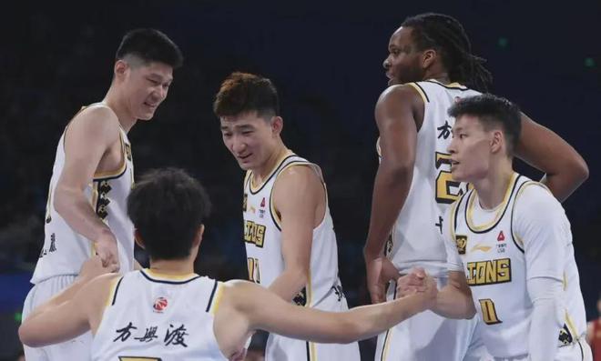 5月7日19点35分CBA总决赛首战打响，广厦与北京谁能夺冠？