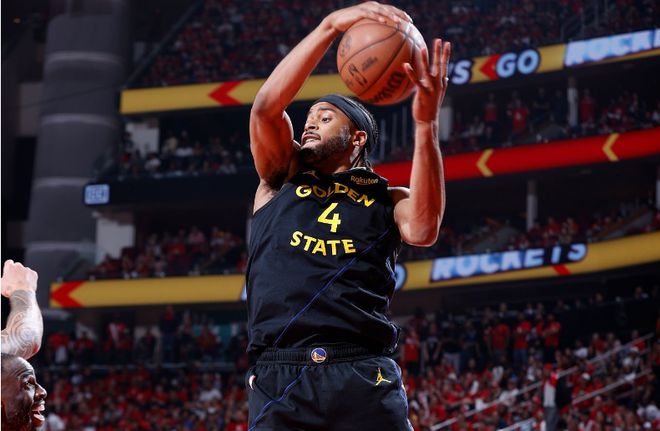 NBA 季后赛：金州勇士胜休斯顿火箭，摩西 - 穆迪表现欠佳