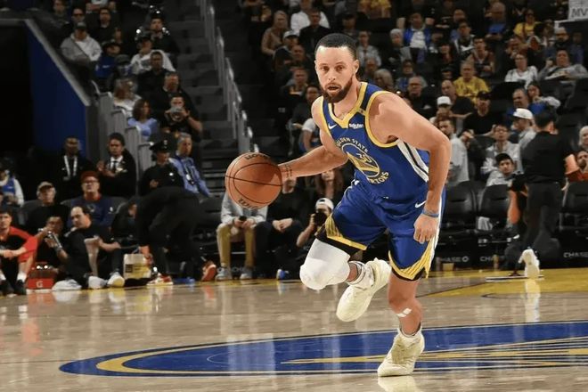 2025年5月5日NBA季后赛首轮G7，勇士黑七奇迹背后的精彩瞬间