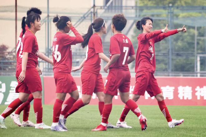 5月5日下午第15届全运会足球成年女足组预赛湖北女足获胜