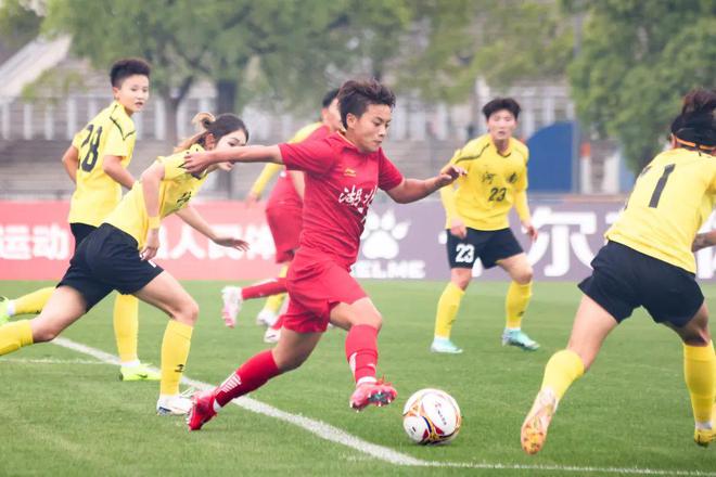 5月5日下午第15届全运会足球成年女足组预赛湖北女足获胜