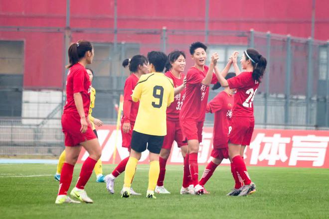 5月5日下午第15届全运会足球成年女足组预赛湖北女足获胜