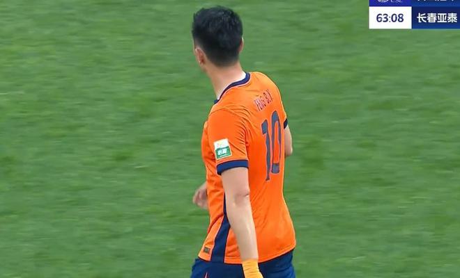 中超第11轮青岛海牛3-0胜长春亚泰，谢晖李霄鹏压力几何？
