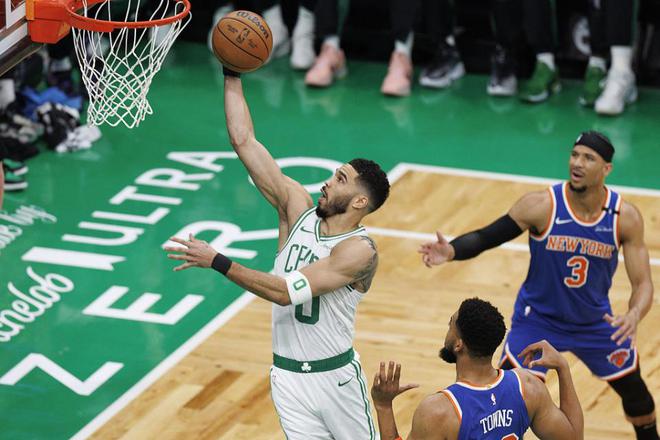 5月6日NBA季后赛东部半决赛G1，尼克斯20分大逆转胜凯尔特人