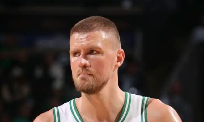 5月6日NBA2024-25季后赛次轮：凯尔特人主场迎战尼克斯首战打响