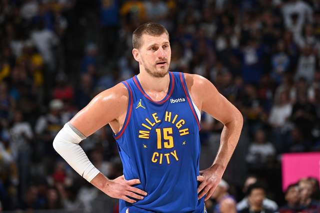 5月6日NBA季后赛西部半决赛G1：阿隆-戈登三分绝杀，约基奇42分22篮板闪耀全场