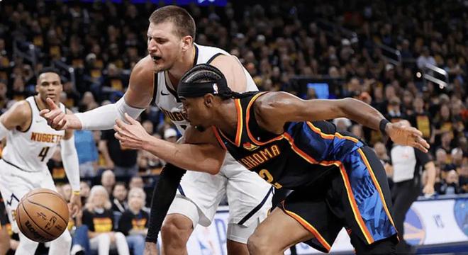 今年NBA季后赛次轮堪称神仙打架，各队皆有冲击总冠军实力