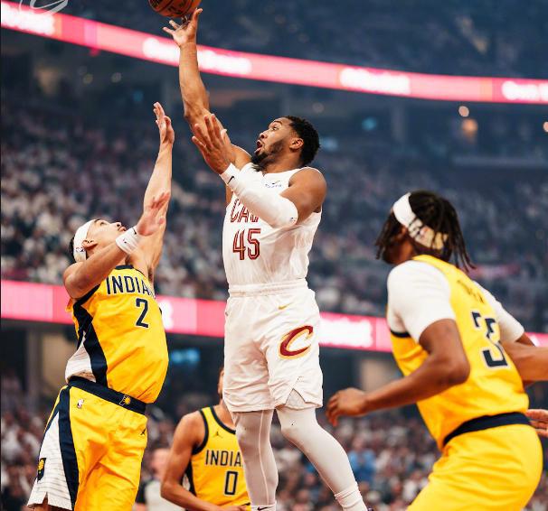 NBA 常规赛骑士表现出色，半决赛却两度不敌步行者，比赛看点十足