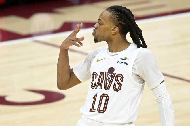 3分绝杀+20分逆转！NBA再现大冷，骑士队遇阻伤病困扰