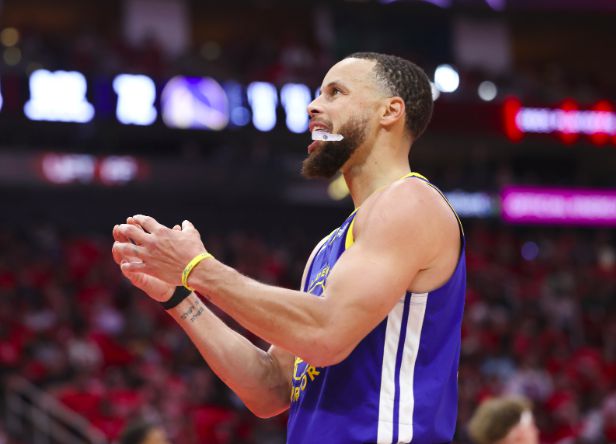 5月7日NBA季后赛勇士客场战森林狼，库里受伤无缘G1成重大打击