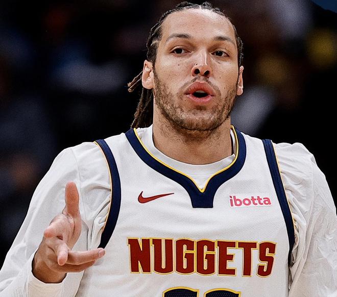 NBA季后赛掘金队困境中约基奇如蝙蝠侠，谁是那罗宾？穆雷曾是热门