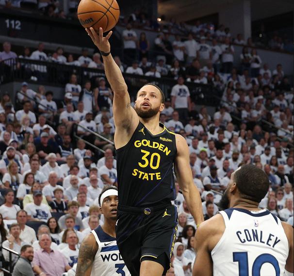 NBA西部半决赛首战：勇士客场击败森林狼，库里受伤仍开门红