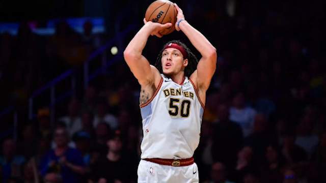 NBA季后赛第二轮激战正酣！5场比赛客队全胜，多场绝杀超刺激