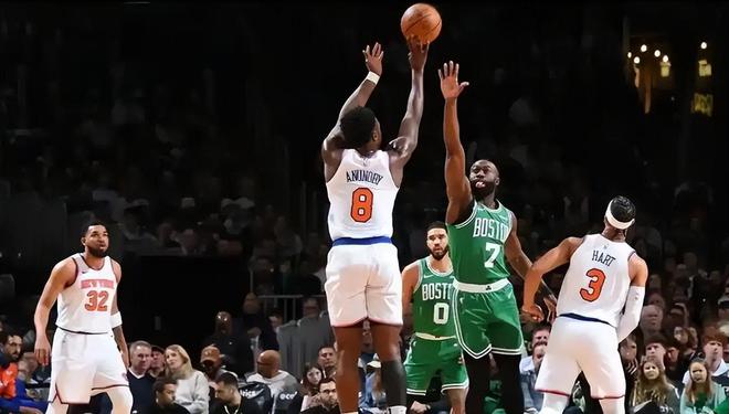 NBA2024-25季后赛次轮东部焦点战：凯尔特人G1大败原因剖析
