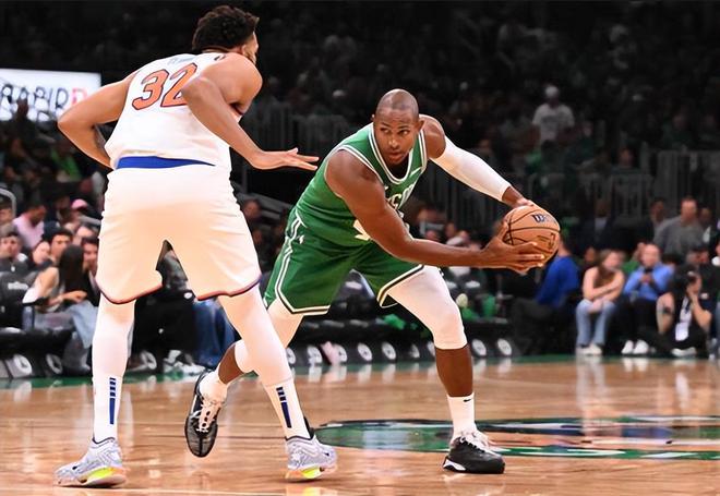 NBA2024-25季后赛次轮东部焦点战：凯尔特人G1大败原因剖析