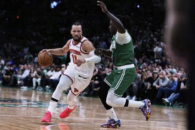NBA季后赛激战正酣！尼克斯逆转、步行者绝杀，东西部看点十足