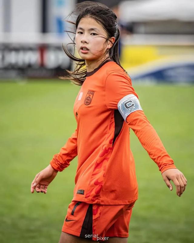 深圳二零二八U16女足载誉归，法国蒙太古杯创佳绩获锻炼