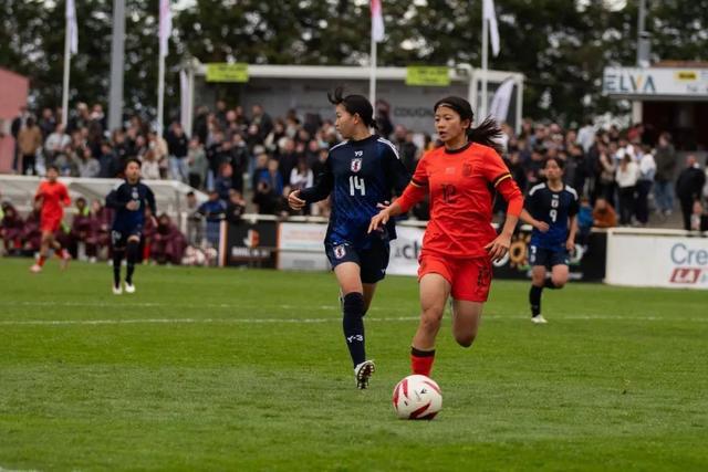 深圳二零二八U16女足载誉归，法国蒙太古杯创佳绩获锻炼
