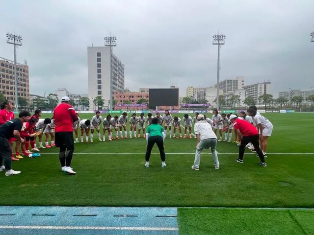 深圳二零二八U16女足载誉归，法国蒙太古杯创佳绩获锻炼