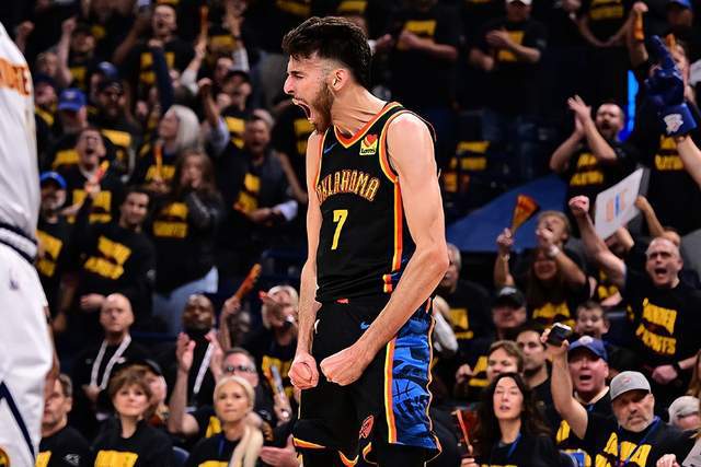 北京时间5月8日NBA西部半决赛G2，雷霆主场狂胜掘金扳平大比分