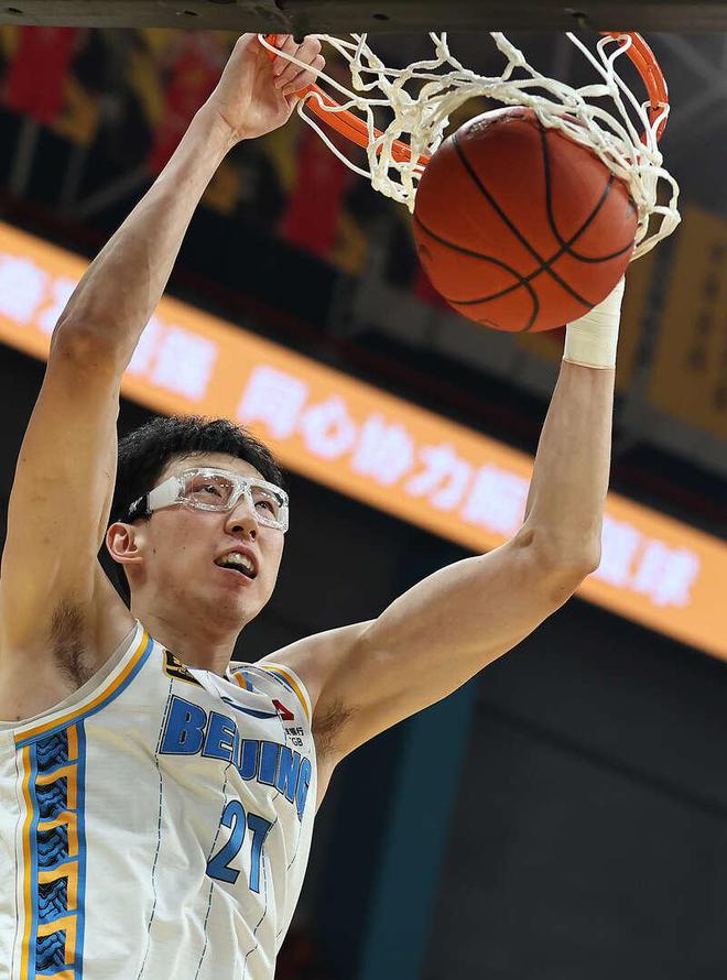 5月7日杭州黄龙体育馆 CBA总决赛第一场北京队获胜详情