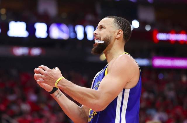 NBA 季后赛勇士胜森林狼，库里受伤或致缺席多场比赛