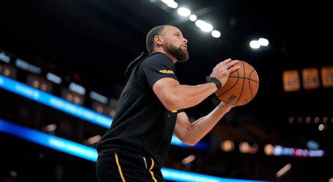 NBA 季后赛东西部半决赛前两轮战罢，冷门频出大局已定