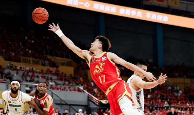 CBA总决赛第二场：浙江广厦主场首胜终结九连败，王博迎利好