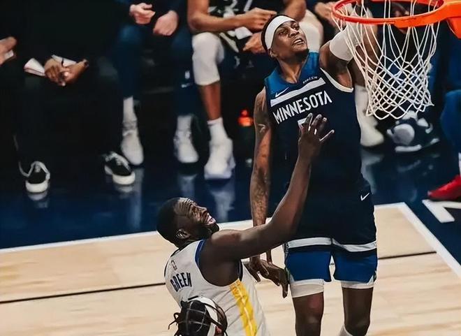 NBA 西部半决赛 G2：库里伤情引关注，勇士客场惨败陷困境