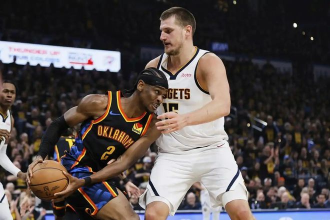 今日NBA西部半决赛G3：掘金逆转雷霆，约基奇低效却伟大创历史
