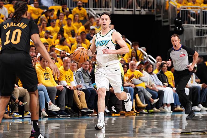 NBA 东部半决赛 G3：骑士扳平总比分，麦康奈尔表现出色引关注