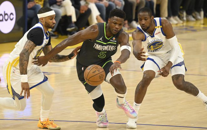 5月11日NBA分区半决赛：勇士主场惜败，大比分1-2落后森林狼