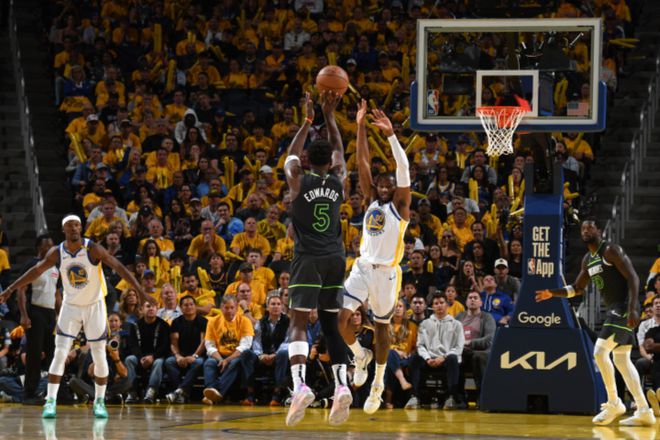 5月11日NBA分区半决赛：勇士主场惜败，大比分1-2落后森林狼