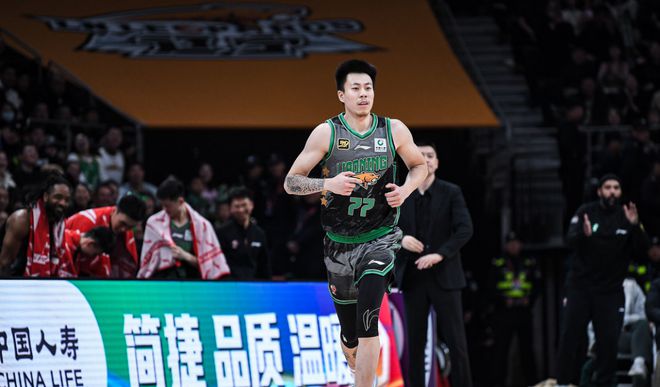 辽宁男篮未进总决赛，杨鸣呼吁理解民营俱乐部引争议